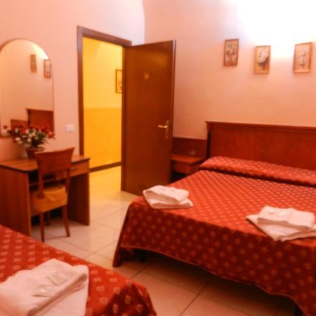 Hostel Pink Floyd Rome Extérieur photo