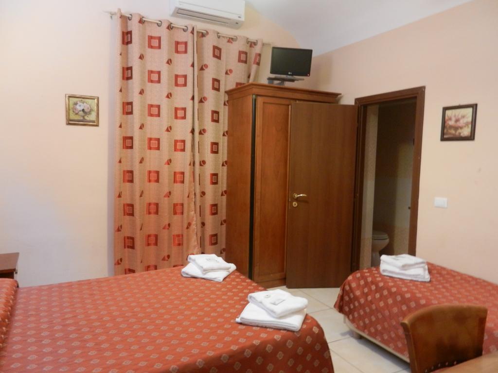 Hostel Pink Floyd Rome Extérieur photo